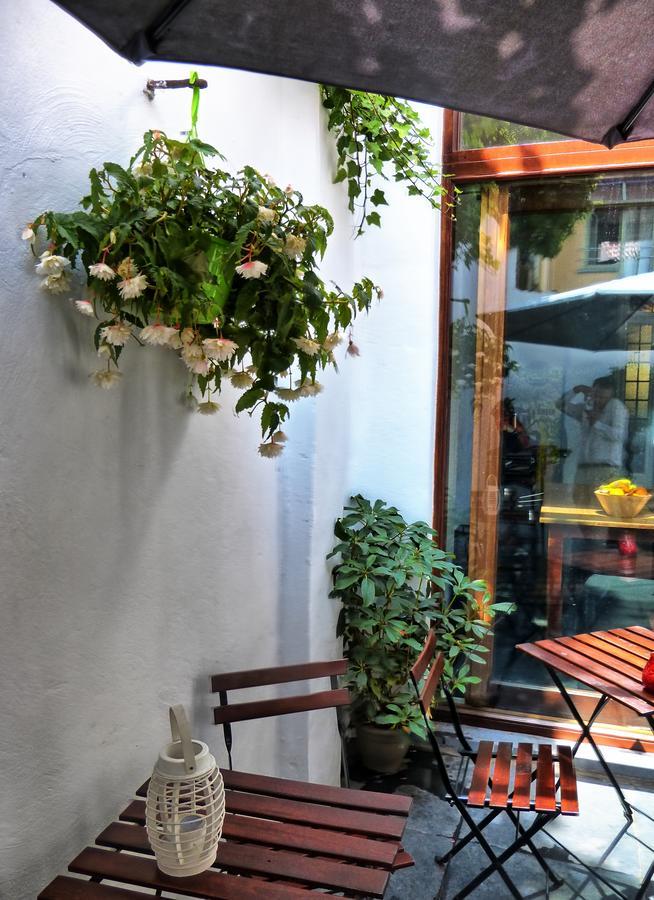 Hostel Lybeer Private Rooms Just For Two! Brugge Ngoại thất bức ảnh